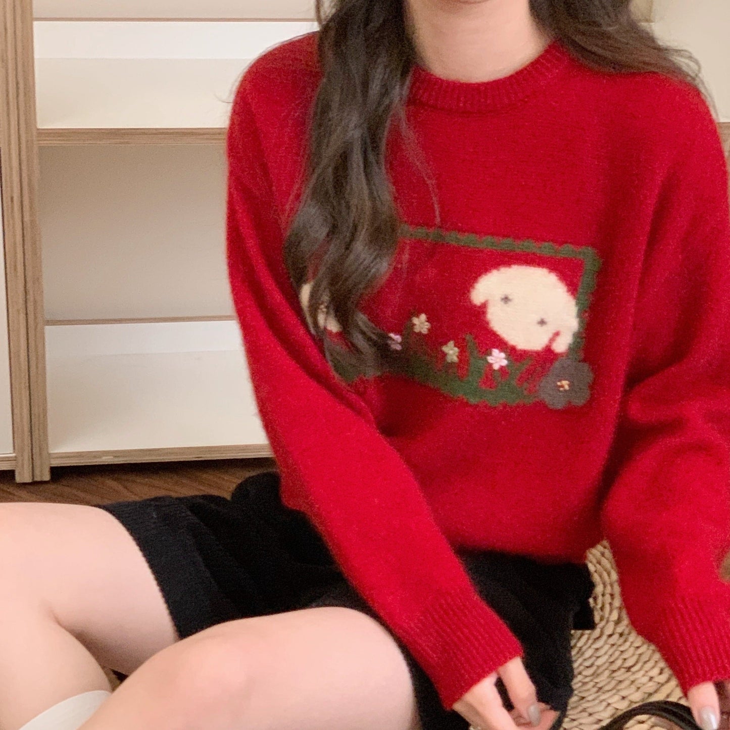 Hand embroidery sheep wool sweater