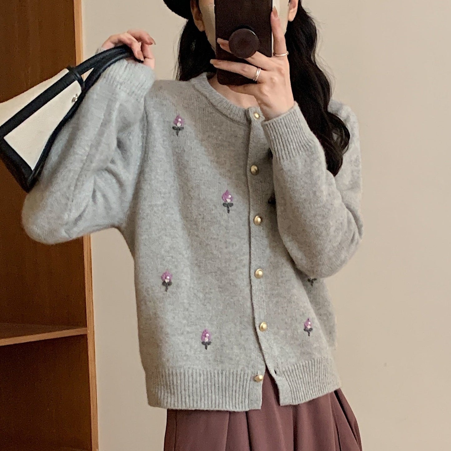 Tulip Embroidery Wool Knit Cardigan