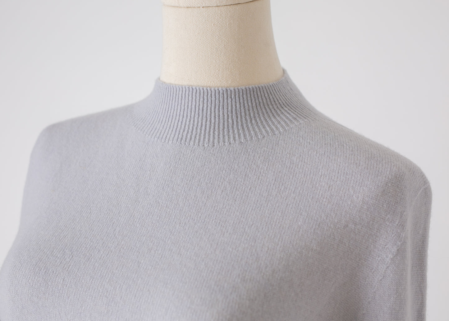 Mock neck Wool sweater