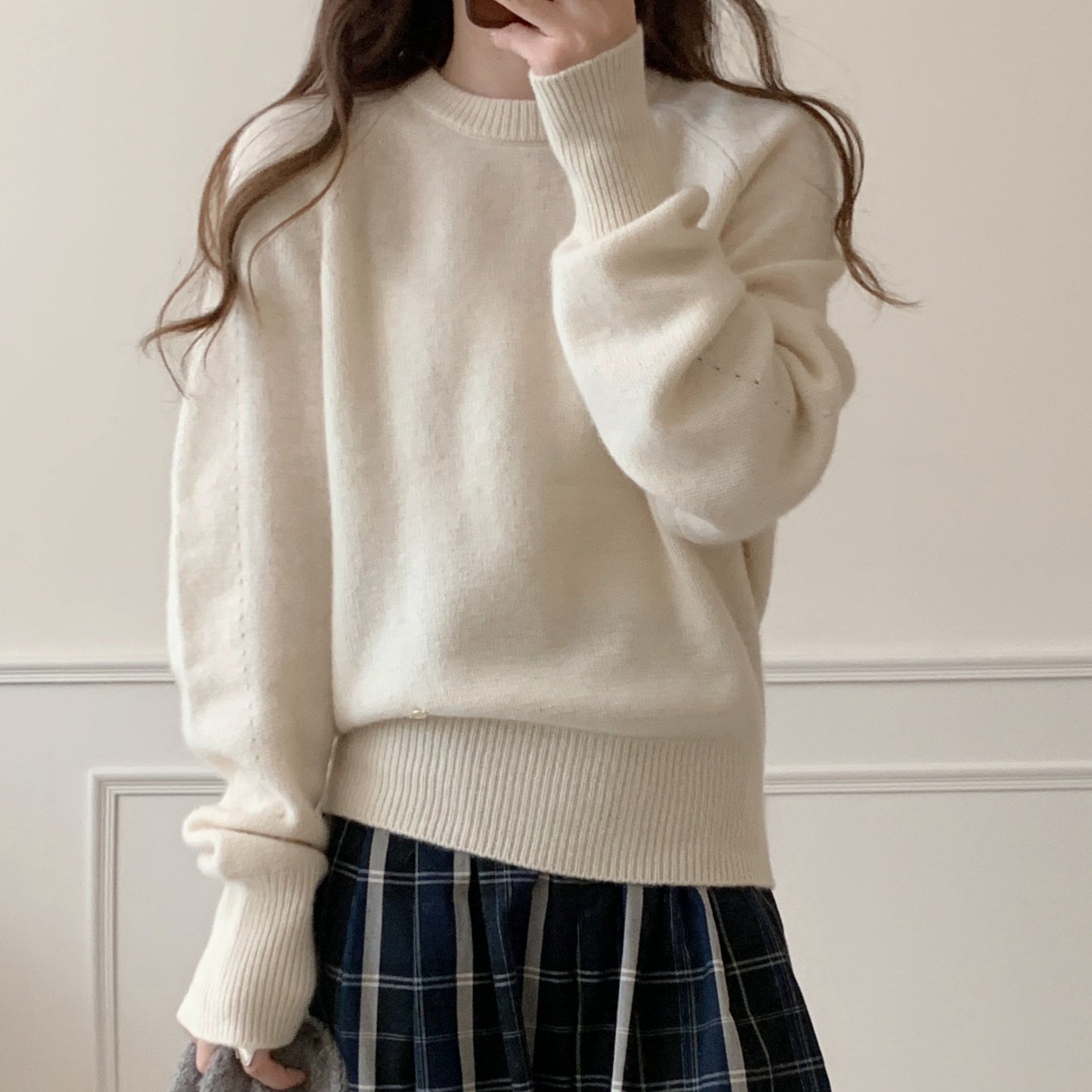 Glove Embroidery Wool sweater