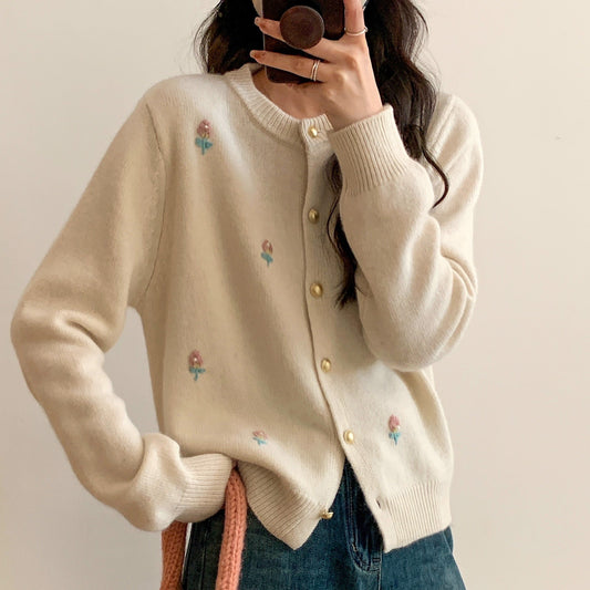 Tulip Embroidery Wool Knit Cardigan