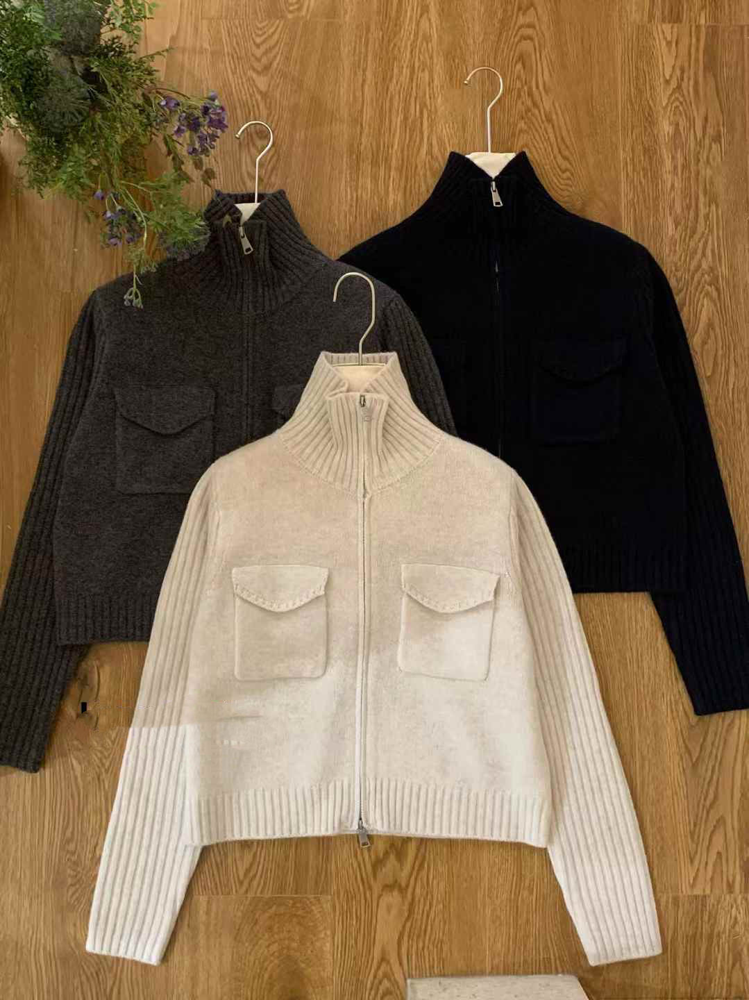 Full-zip wool sweater